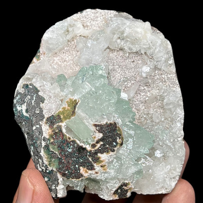 Green Apophyllite w/ Heulandite, Stilbite & White Chalcedony 274g Indian Crystal