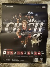 Póster firmado de fútbol americano de los Cincinnati Bearcats 2025 Dontay Corleone y Joe Royer