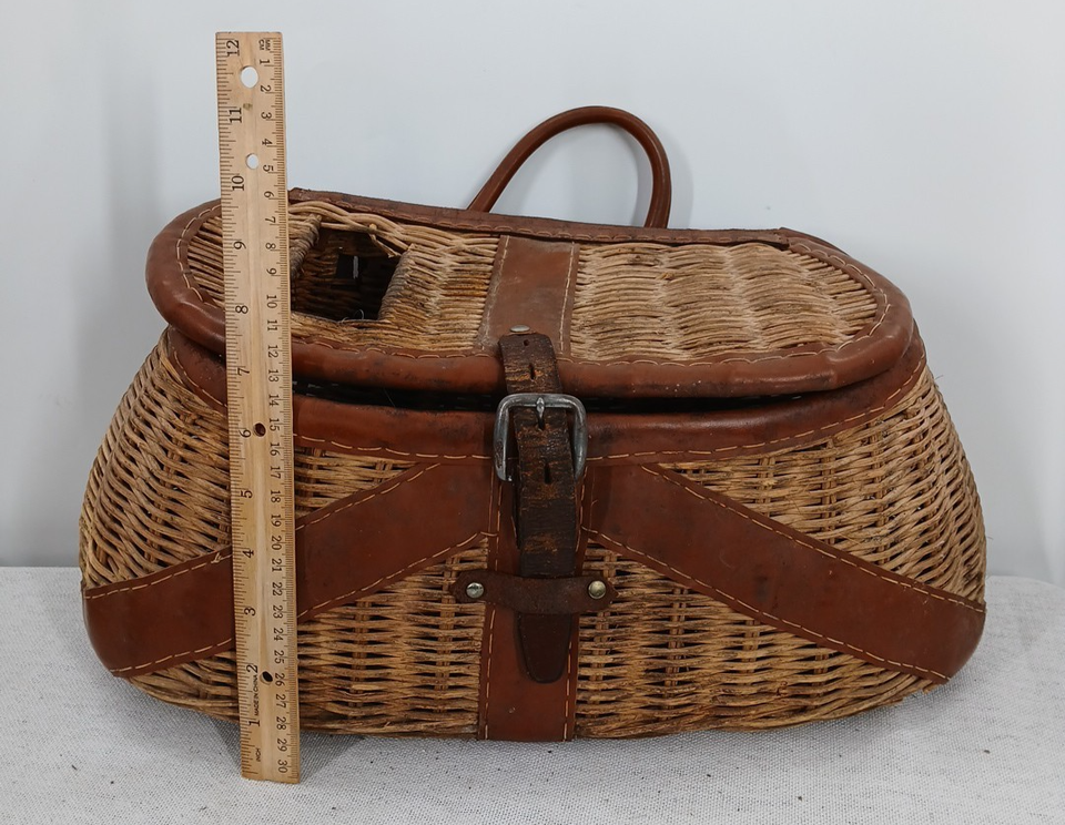 Ancien Panier De Pêche Vintage En Filet Tissé - Avec Chaînette Métallique Sur Le Dessus