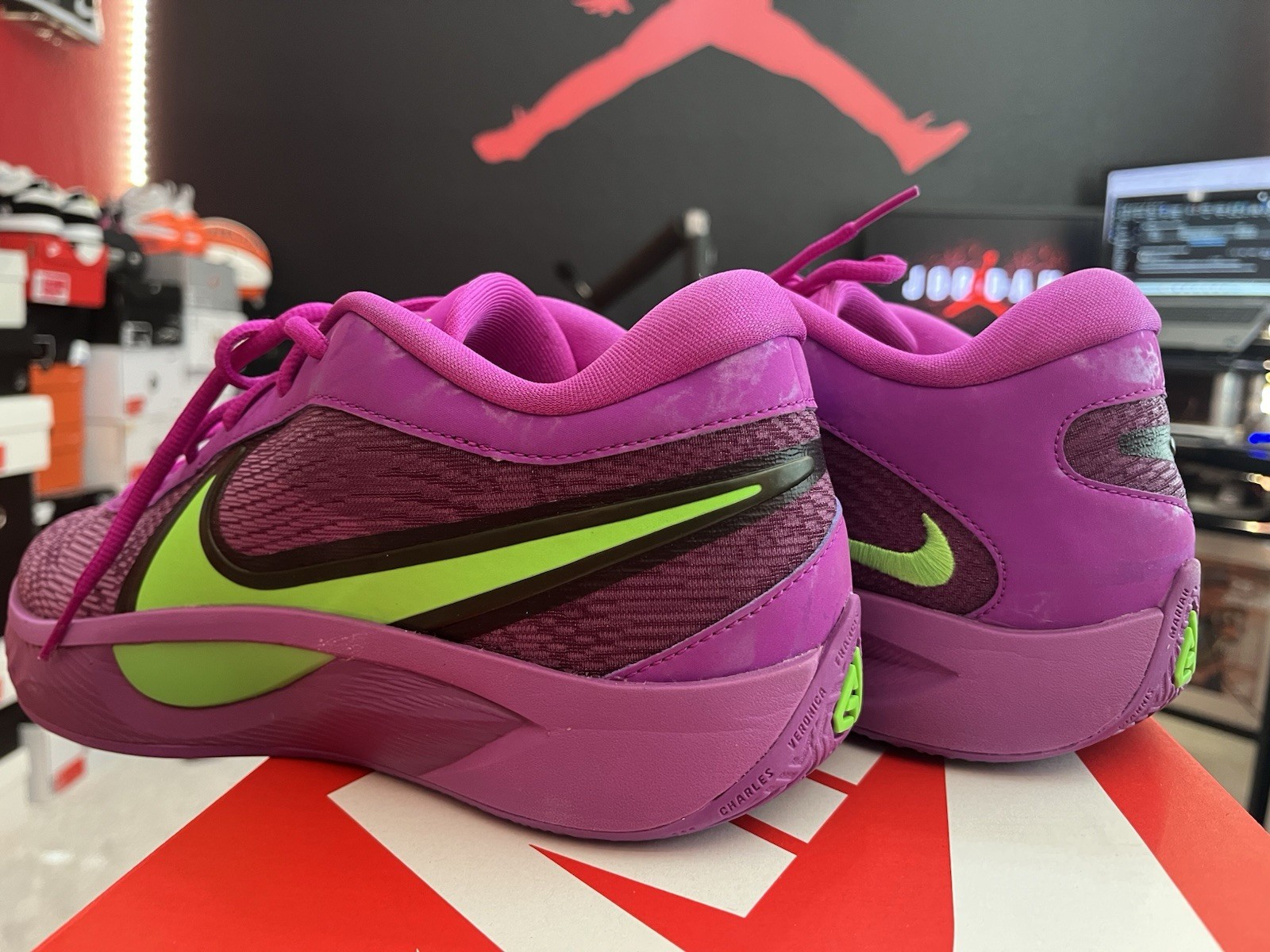 NIKE ZOOM FREAK 6 GANNIS Bold Berry BRAND NEW  Size 10🔥🔥RARE🔥🔥 image 7