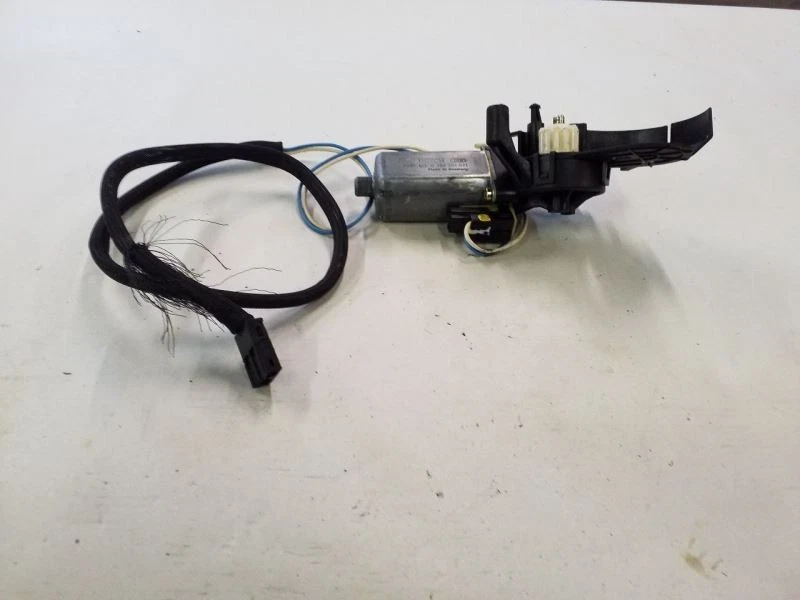 Motor reclinable asiento delantero izquierdo trasero | Se adapta a 96 97 98 99 Mercedes Benz C230 C280 Foto 2 de 4