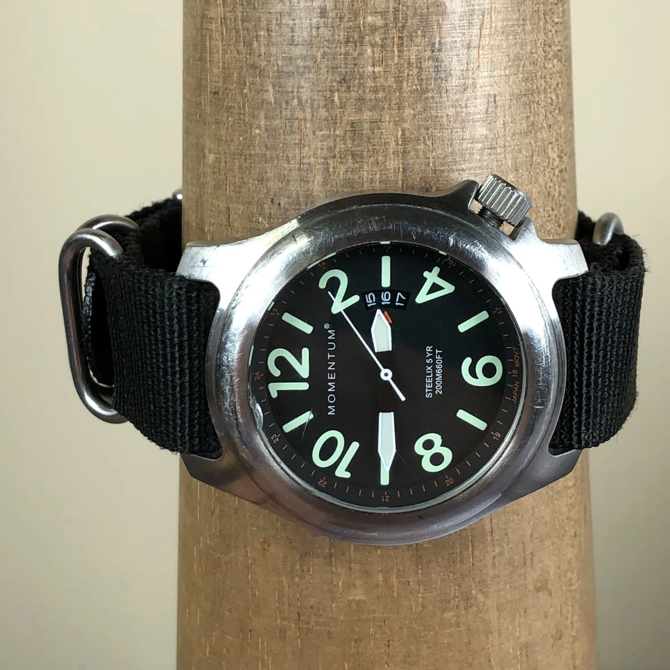 Мужские кварцевые аналоговые часы Momentum Steelix черный циферблат дата нейлоновый ремешок 44 мм 8 дюймов - Изображение 2 из 4