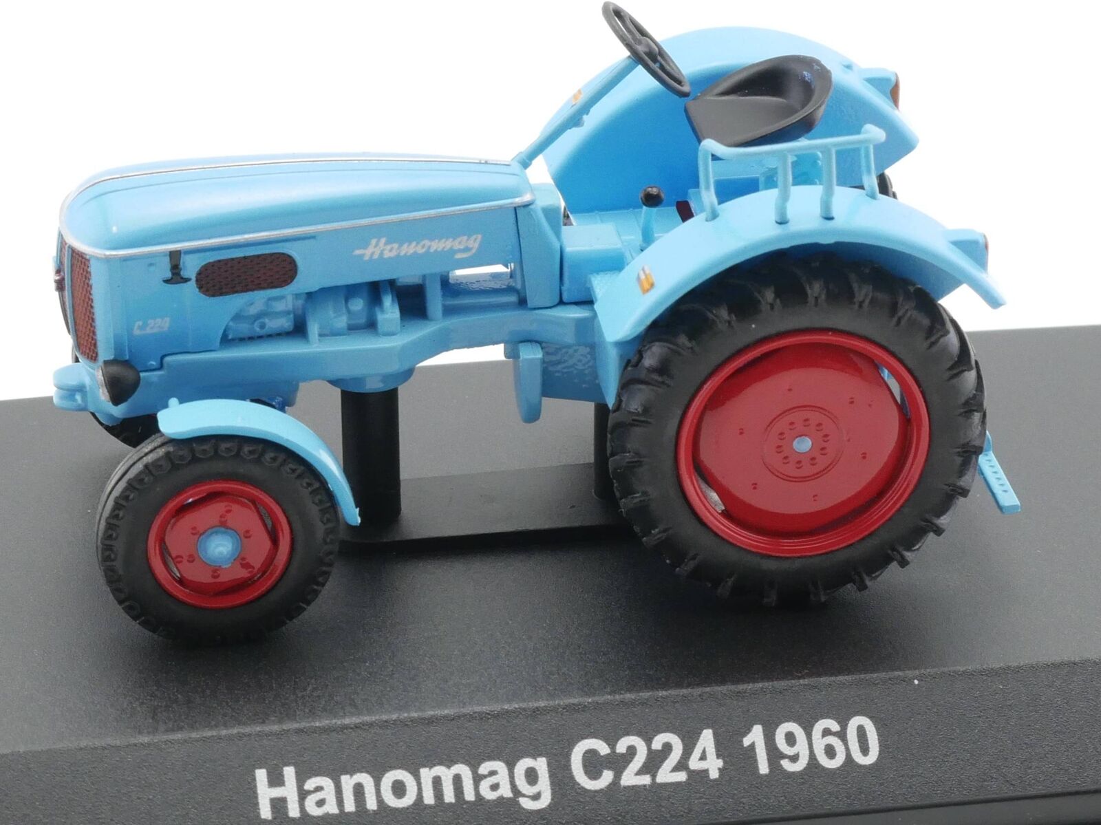 Hanomag Traktor mit Kindersitz, Manfred