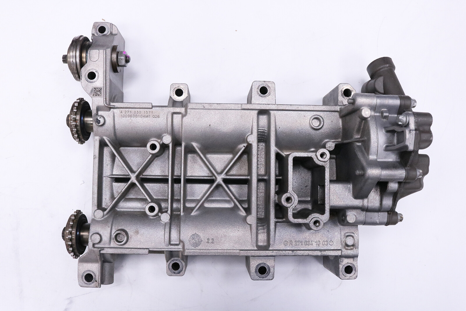 Refurbished Used Original Oil Pump 2710341003 For Mercedes Benz M271