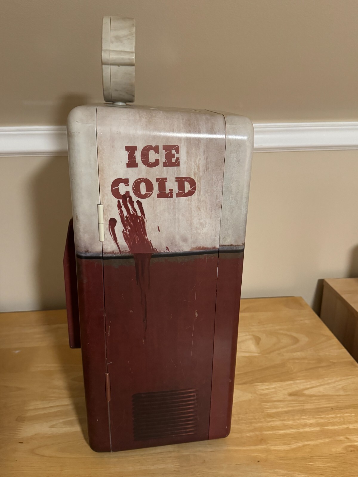 CALL OF DUTY BLACK OPS 3 JUGGERNOG EDITION MINI FRIDGE eBay