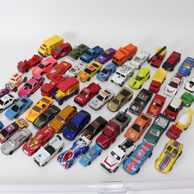 Lot of 50 Vintage Diecast Toy Cars Hot Wheels Matchbox Trucks Mixed Brands