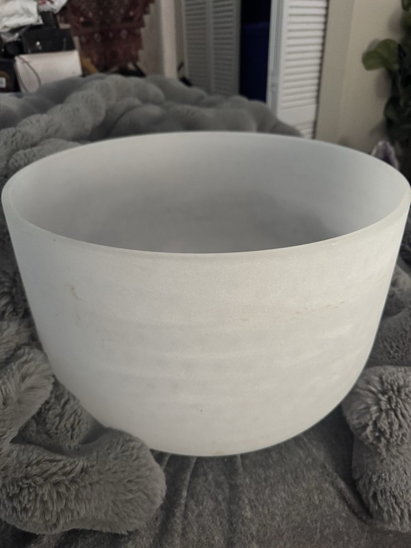HUGE Quartz Crystal Singing Bowl 18 Inches! Heart Chakra Note F#