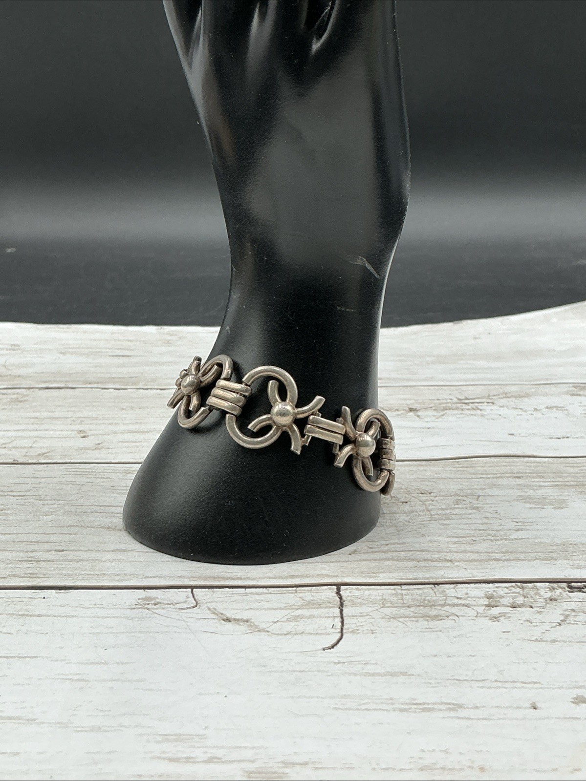 Vintage Mexico 925 Sterling Silver Textured Rolo Link Toggle Clasp Bracelet