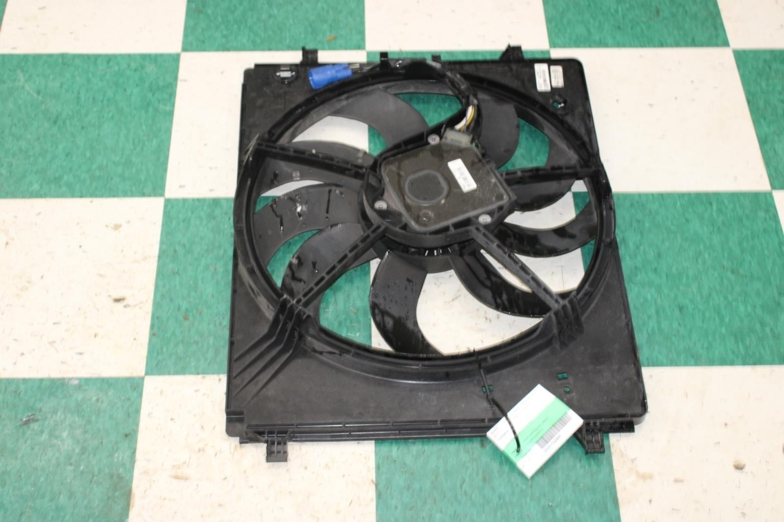 Maserati Ghibli 2014-2022 Radiator fan