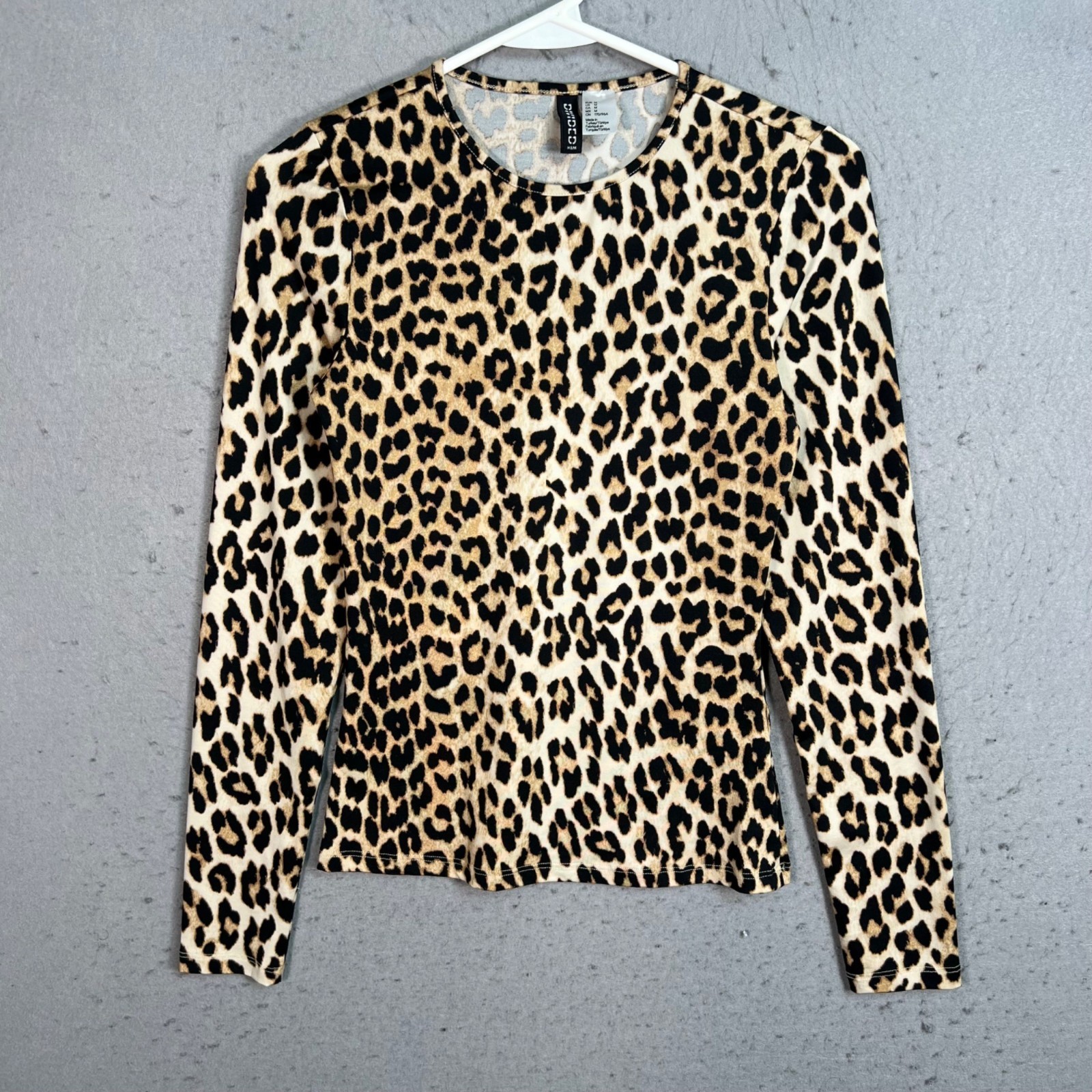 H&M Divided Womens Medium Leopard Print Long Sleeve Top Polyester Elastane