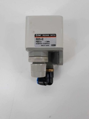 SMC IS3010-02 Pressure Switch 