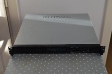 Case server 1U rack mount da 19" senza alimentatore, con 2 usb3 e card reader