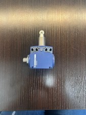ZCT27G11 Limit Switch Body | Schneider Telemecanique, 2NC Slow-Break, 240 VAC, P