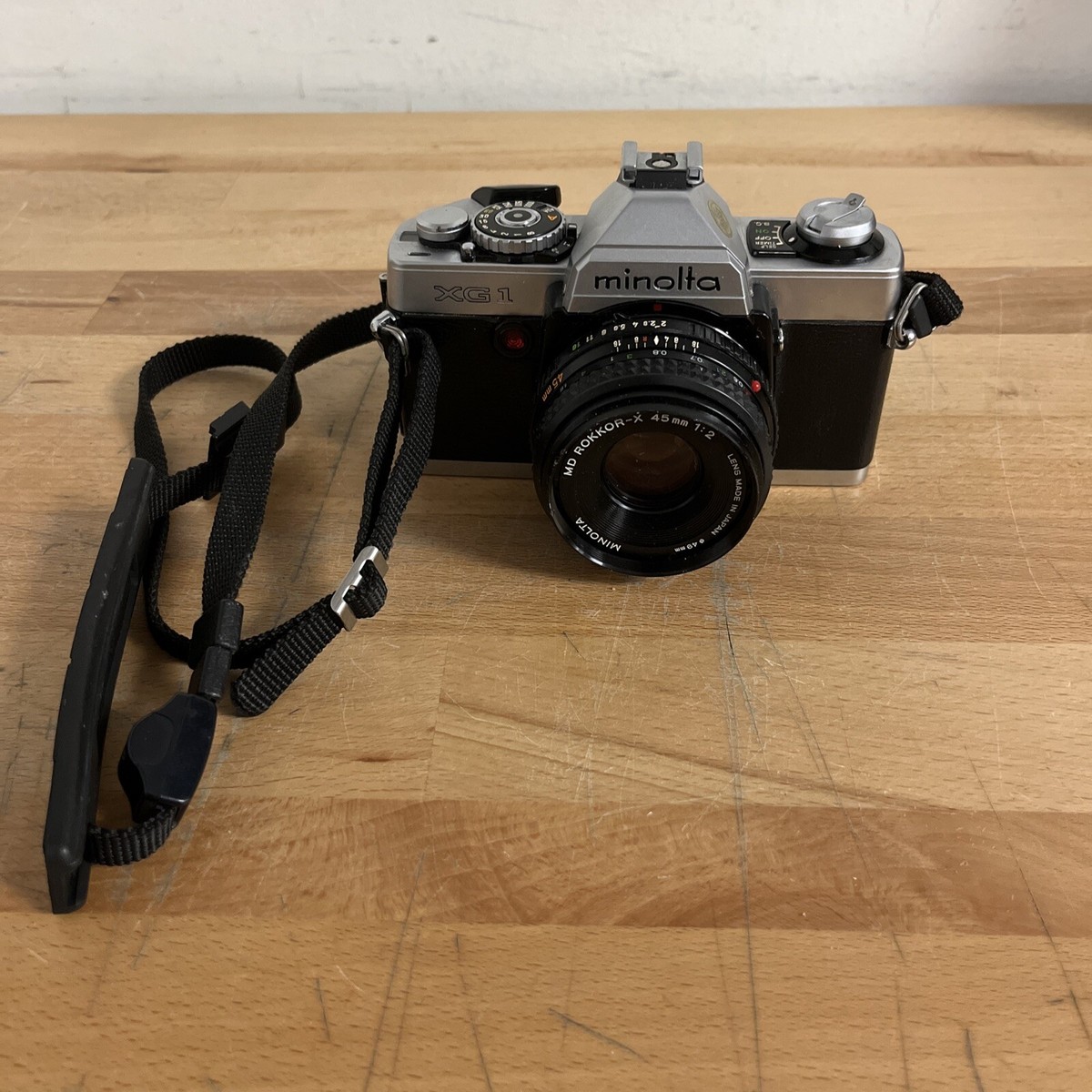 Vintage Minolta XG-1 35mm Film Camera with strap AS-IS untested