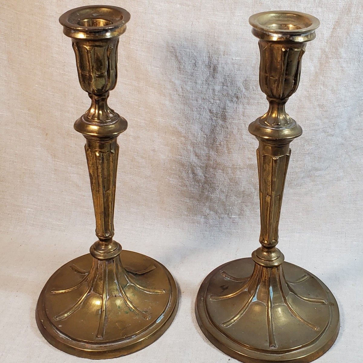 Set De 2 Bougeoirs Vintage Métal – Style Victorien – L & LWMC 8751