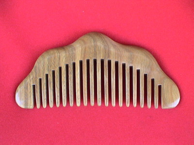 4.75'' SUPERIOR QUALITY WIDE TOOTHED SANDAL WOOD COMB - ONE OF THE BEST!