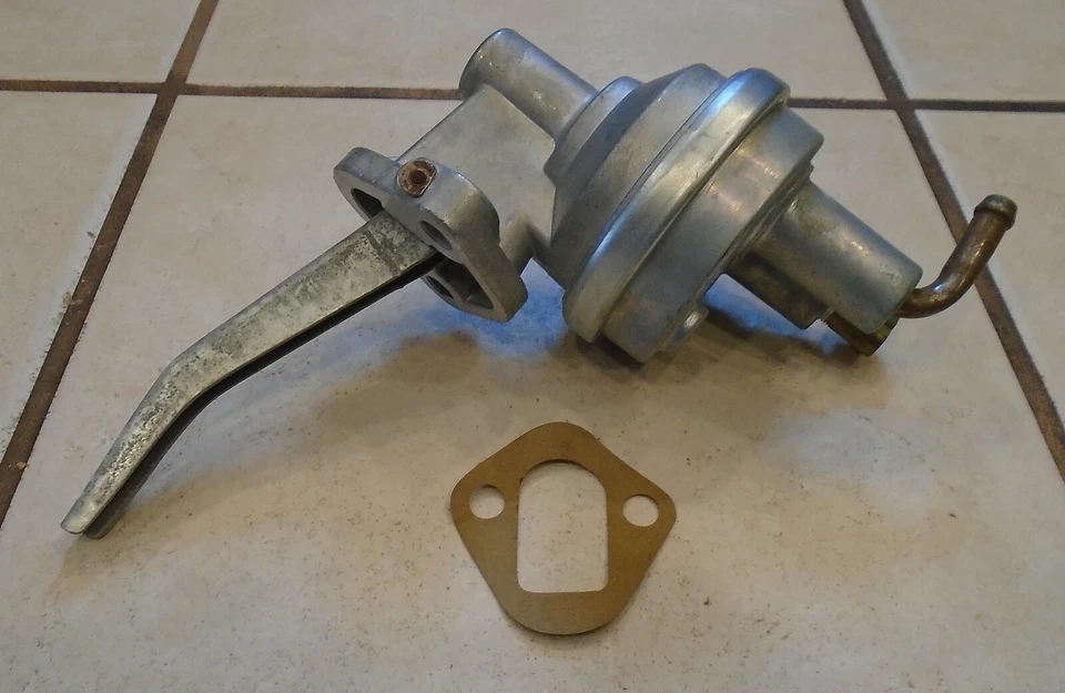 Ford Mercury V8 390 410 418 1966-1972 bomba de combustible 67 68 69 70 71 Mustang Foto 4 de 4