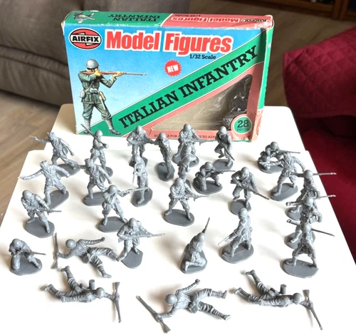 Very Rare Airfix Italian Infantry 28 Pieces Original Box 51476-1 Vintage