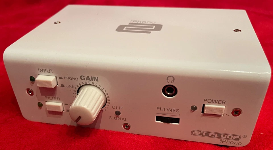 Reloop Iphono USB-Phono/Line Adapter White Ceramic Finish 16 Bit A/D Converter - Image 4 of 4