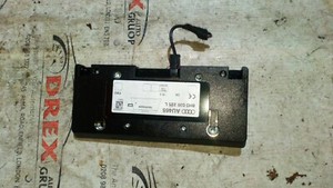 AUDI A4 2005-2009 MK3 (B7) AERIAL AMPLIFIER MODULE / ECU 8H0035225