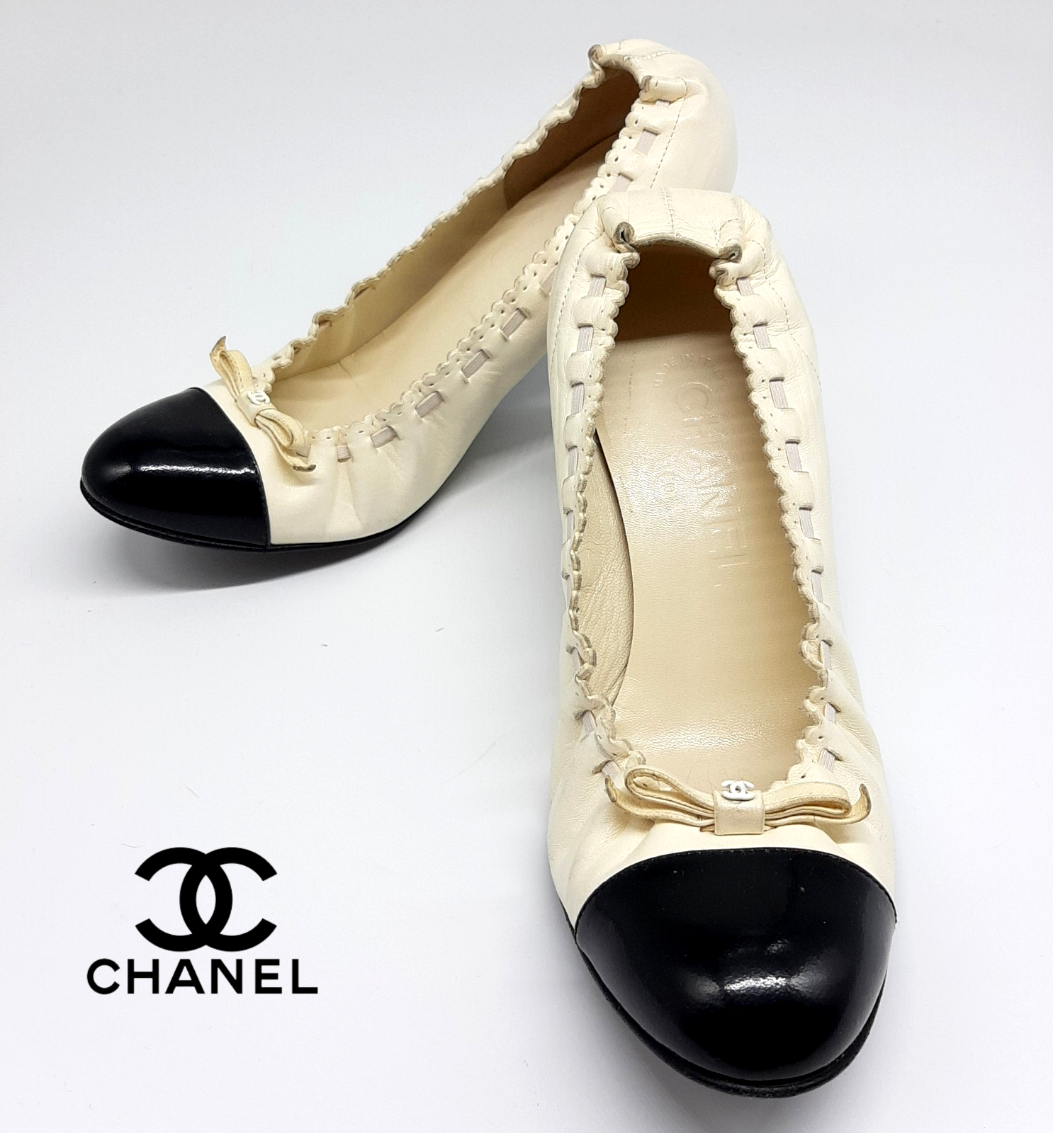 CHANEL Ivory & Black Leather Pumps Size 35.5 with Box Mint Condition