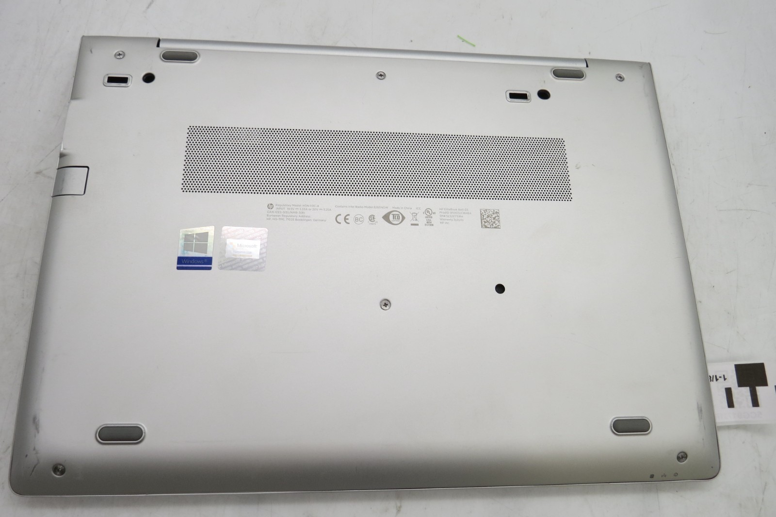 hp elitebook 840 gen5, 14-Inch Laptop, with intel core i5 gen 8, 256 GB NVMe (Non-Volatile Memory Express), Windows 11 Home