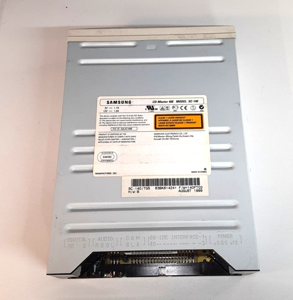 Samsung CD-Master 40E Model SC-140 CD-ROM IDE Computer PC Drive - CREAM BEZEL - Image 4 of 4