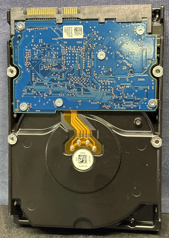 Hitachi HUA723020ALA640 2TB 3.5” SATA 7200RPM Hard Drive HDD - Image 2 of 3