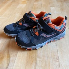 Saucony boys running shoe sneaker 4.5 Peregrine Shield 2 ac new camo hunter