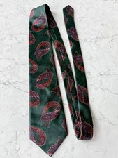 Vintage Christian Dior Monsieur 100% Silk Tie Green Paisley Made in USA 90’s