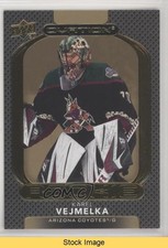 2021-22 Upper Deck Ovation Rookies Gold Foil Karel Vejmelka #139 READ vm9