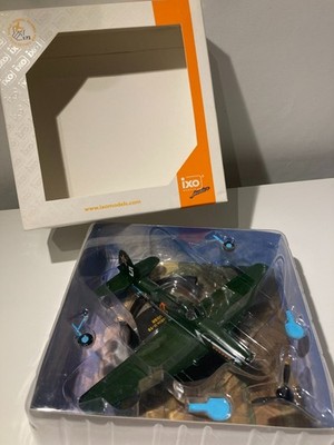 IXO Models DDIJ00026 - Iljuschin IL-10 ''BEAST'' Sowjetflugzeug, Diecast 1:72