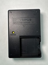 Original Olympus Li-50C Charger for Li-50B Battery TG-610 TG-615 TG-620 TG-630