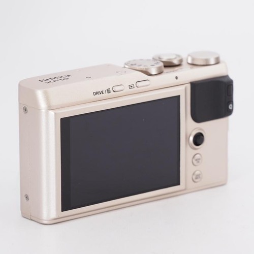 FUJIFILM Fujifilm Digital Camera XF10 24.2 MP 3.0”LCD Touchscreen-Champagne Gold - Picture 4 of 9