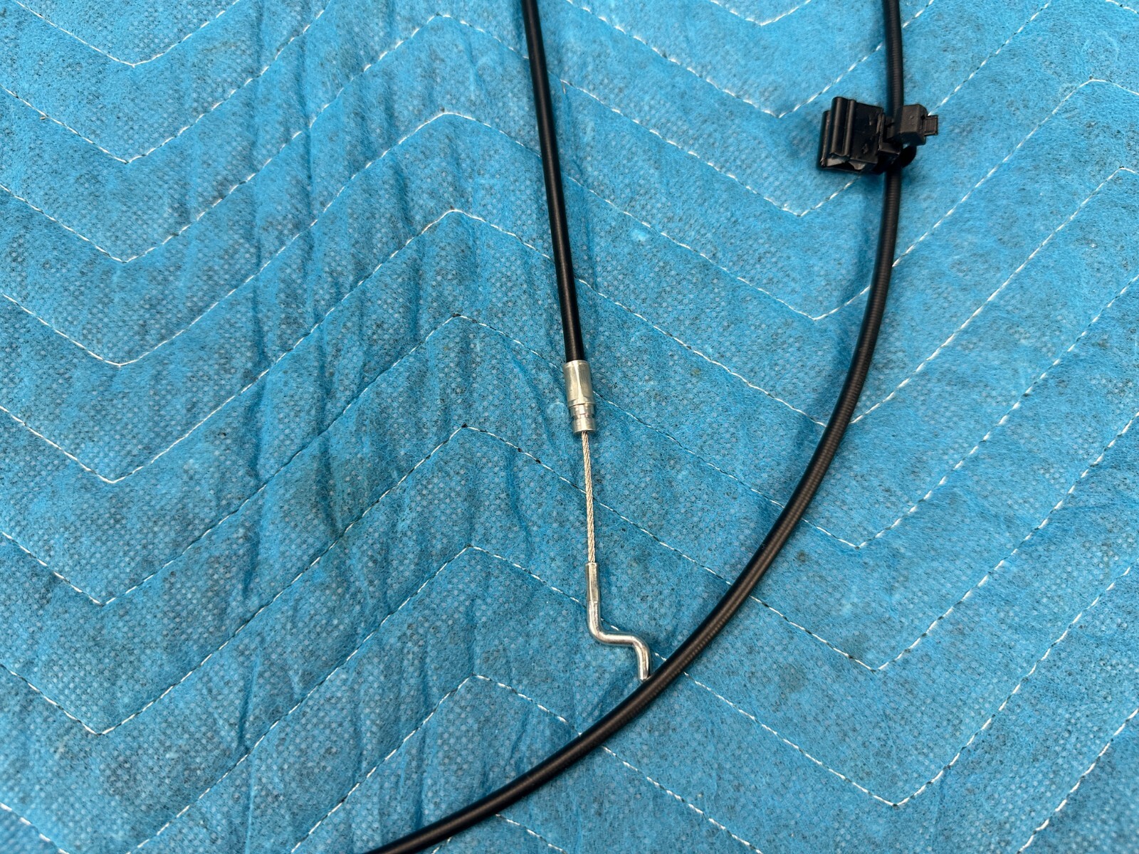 Bentley Continental Flying Spur Emergency Trunk Opening Cable 29k 2006-2012 OEM