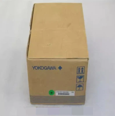 Yokogawa UT351-00 Temperature Controller One New UT35100 Expedited