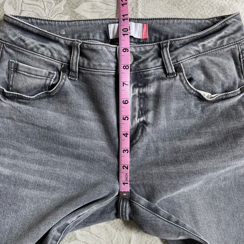 CAbi High Rise Skinny Distressed Destroyed Jeans Stretch Denim Grey Size 4 - Picture 12 of 14