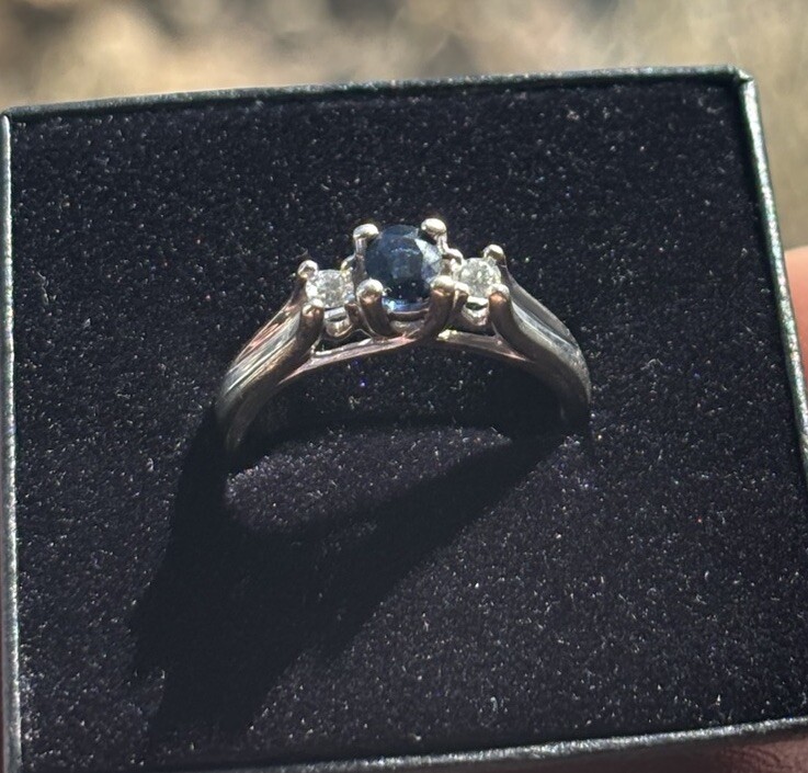 10K Solid White Gold Ring Featuring Two ~.05ct Di… - image 6