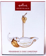 Hallmark Grandbaby's First Christmas Pea Pod - Porcelain  Keepsake Ornament 2023