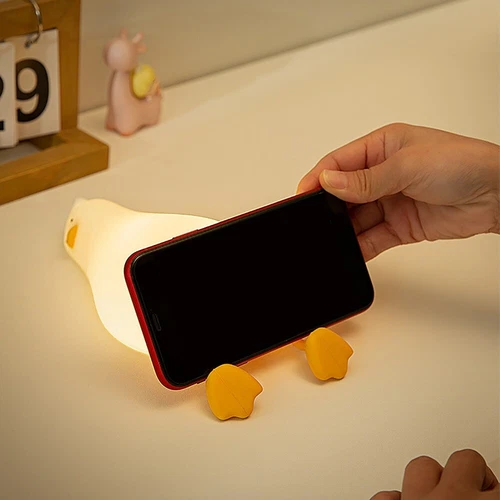 Duck Led Night Light Cartoon Silicone Rechargeable Lamp Patting Switch Decor - Picture 9 of 12