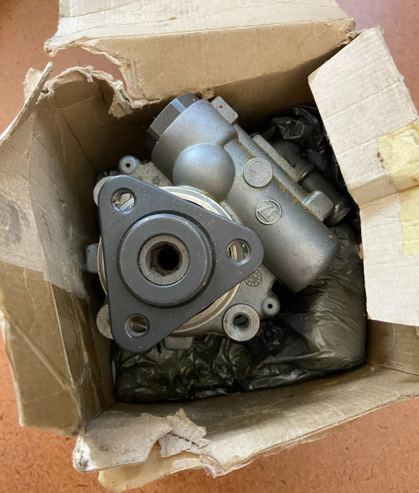 Насос гидроусилителя руля Volkswagen Passat 4Motion 3B0422154H подлинный AUDI VW - Изображение 2 из 4