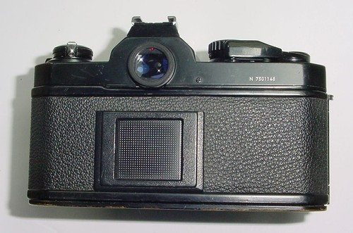 Nikon FM2N 35mm Film SLR Manual Camera with Nikon 50/1.8 Nikkor AI Lens in Black - Imagen 4 de 6