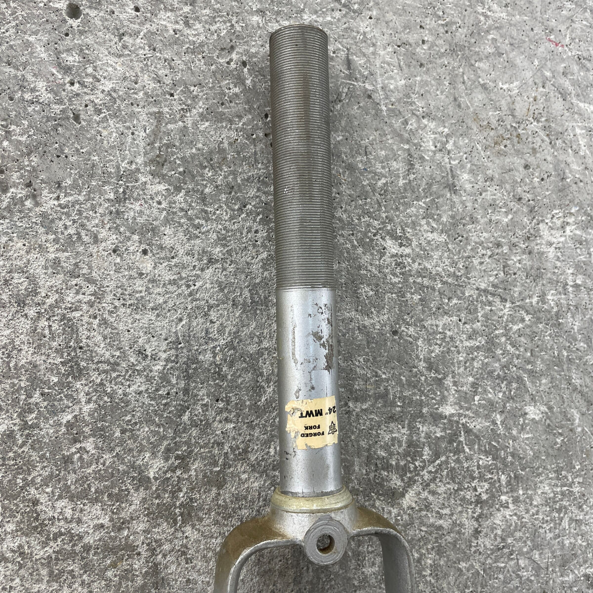 Vintage Ashtabula Fork 24 in NOS Old School BMX Cruiser Vintage Ashtabula Fork 24 in NOS Old School BMX Cruiser