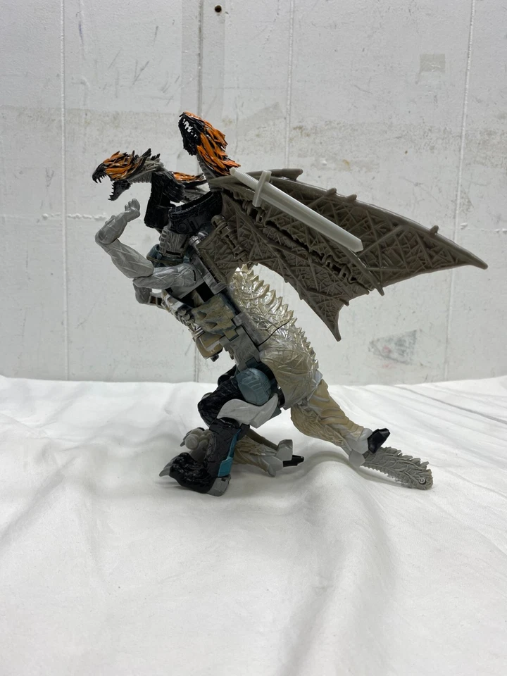 Экшн-фигурка Transformers The Last Knight Dragonstorm Leader Class Premier - Изображение 4 из 4