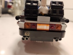 LEGO Ideas DeLorean (21103) - Back to the Future 100% Complete NO BOX