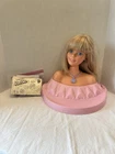 Barbie Pose Me Pretty Face Styling Head 1983 VTG Mattel #7160 With Accessories