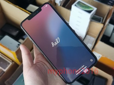 Apple iPhone 11 Pro Max Unlocked 64/256/512GB -Smartphone Good Condition