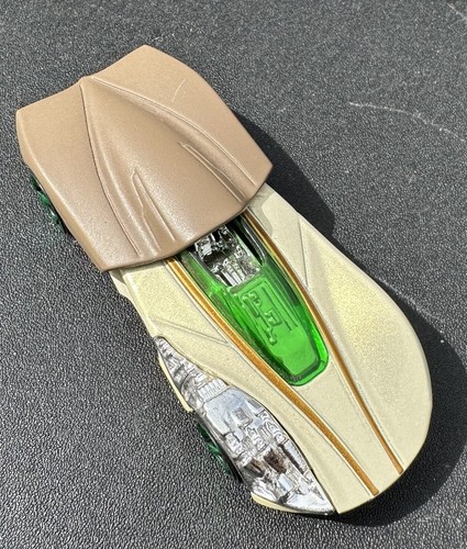 LUKE SKYWALKER HOT WHEELS Car from STAR WARS - Picture 3 of 9