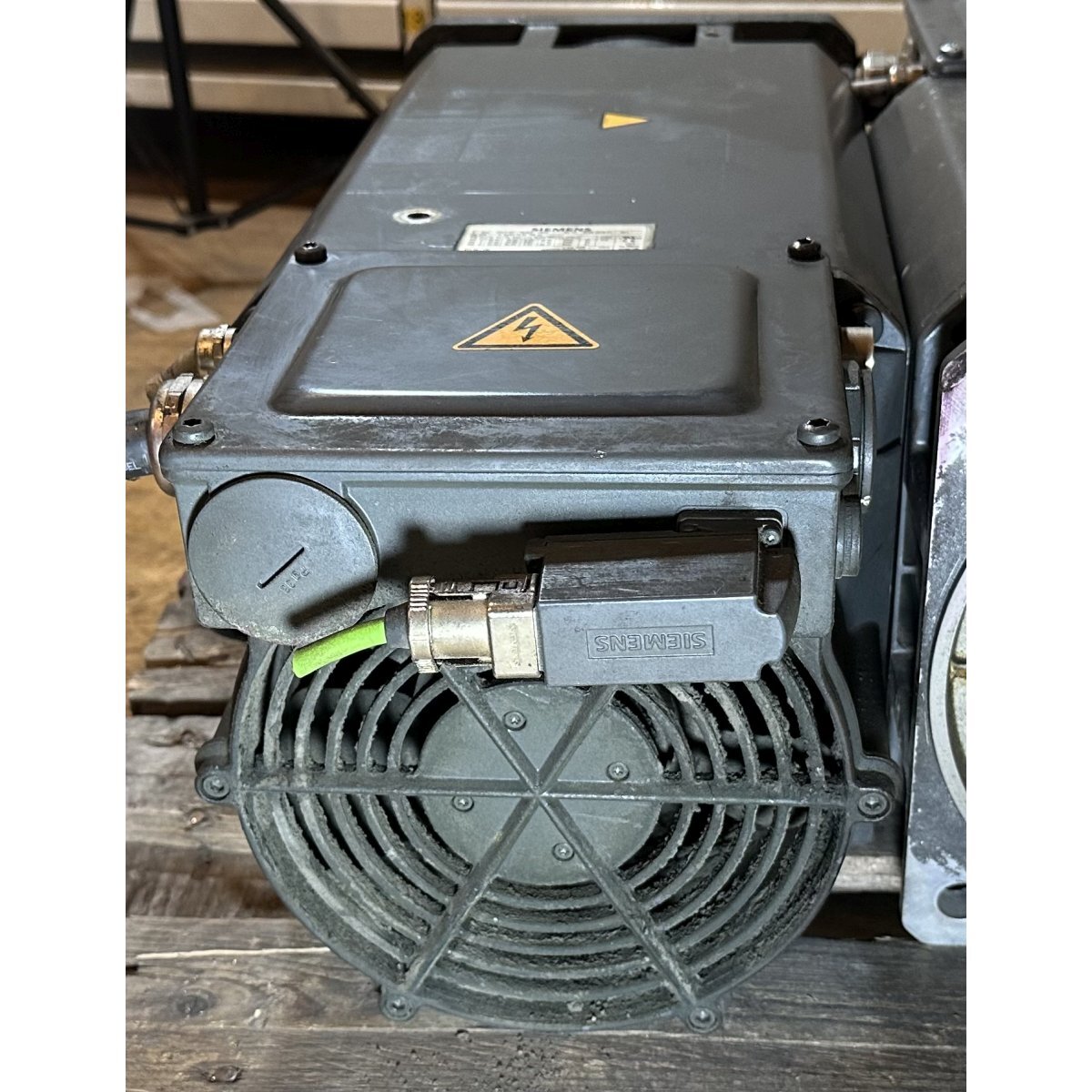 真空管　SIEMENS Siemens-Rohre Siemens 200 Amp 4-Jaw No Bypass Ring Overhead/Underground
