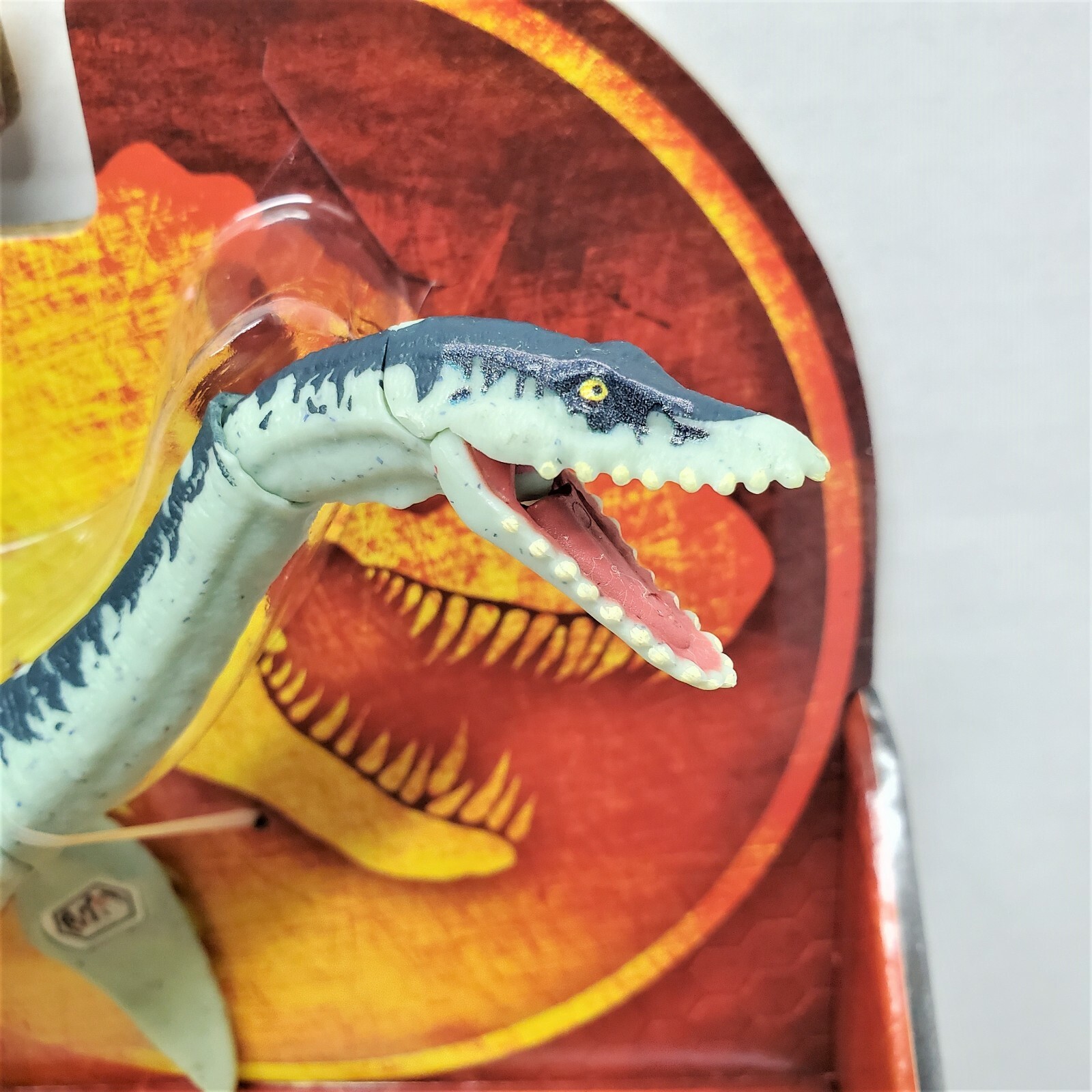 jurassic world battle damage plesiosaurus dinosaur action figure